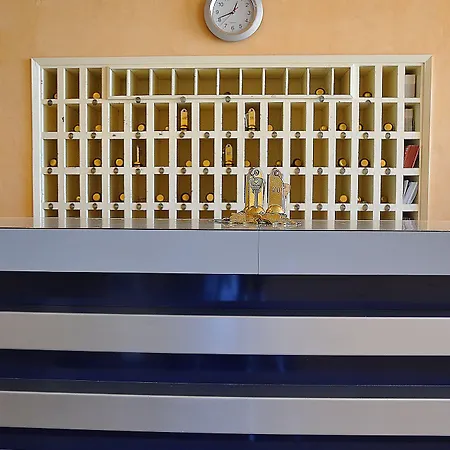 Sun Hotel